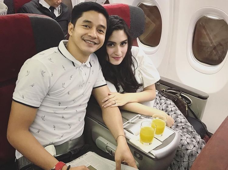 Momen Kulineran Romantis Angbeen Rishi yang Baru Dilamar Adly Fairuz