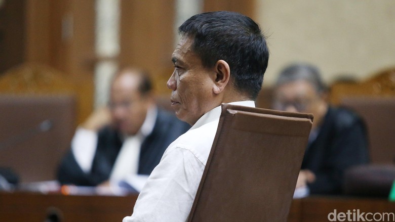 Irwandi Yusuf Didakwa Terima Suap Rp 1 M dari Bupati Bener Meriah Irwandi Yusuf Didakwa Terima Suap Rp 1 M dari Bupati Bener Meriah