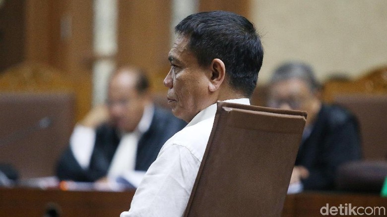 Di Sidang, Plt Gubernur Aceh Ralat Kesaksian Soal Steffy Burase Di Sidang, Plt Gubernur Aceh Ralat Kesaksian Soal Steffy Burase