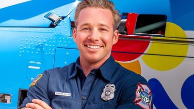 Foto: Charlie Keller, Hot Daddy yang Suka Adventure