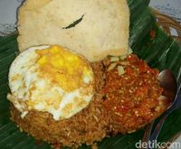 Mau Makan Kenyang? Di Sini Ada Nasi Plus Lidah Balado dan 