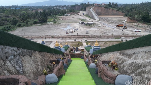 Foto: Istana Negeri Dongeng yang Viral di Cilegon - Foto 4