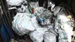 Bisnis Menggiurkan dari Sampah Plastik