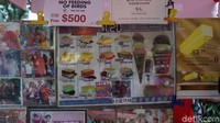Ada berbagai rasa es krim potong Traditional & Wafer Ice Cream Uncle Chieng. Ada yam, coklat chips, coklat, durian, mangga, vanila, jagung manis, rippie, mocha, red bean, nata de coconut, blueberry, mint choco chips, green tea dan tutti fruitty (Masaul/detikTravel)