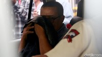 Sebelumnya, La Usman ditangkap pihak kepolisian di Hotel Red Planet, Jakarta pada Jumat (23/11/2018) lalu. Penangkapan itu dilakukan berdasarkan informasi dari masyarakat. Polisi kemudian menggeledah hotel tempat La Usman menginap.Alhasil, sejumlah barang bukti disita dari hotel tersebut.