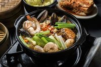 Sundubu Jjigae, Sup Gurih Pedas Khas Korea untuk Hangatkan Perut