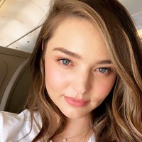 Aku butuh waktu sembilan bulan untuk membesarkan buah hatiku di perut. Jadi butuh waktu yang sama juga untuk merasa nyaman dengan pakaian renang lagi. Bisa lebih, atau bahkan tidak sama sekali, kata Miranda. Foto: Dok. Instagram Miranda Kerr