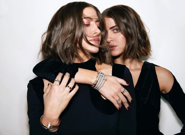 Pada 2011, kembar cantik ini pun pindah ke Los Angeles untuk kuliah di University of Southern California. Foto: Instagram @simihaze