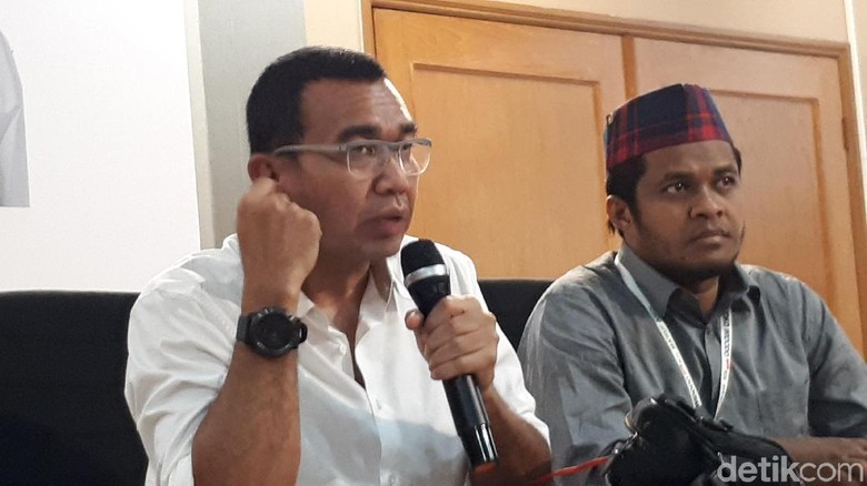 Jokowi Unggul di Survei Alvara, TKN: 1.000 Tempat Nggak Ngaruh Bos! Jokowi Unggul di Survei Alvara, TKN: 1.000 Tempat Nggak Ngaruh Bos!