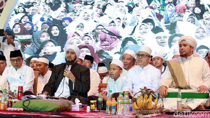Banyuwangi Berselawat untuk Kedamaian NKRI