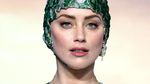Gaya Amber Heard Sang Ratu Laut