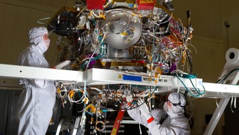 Lockheed Martin mulai mengerjakan konstruksi InSight sejak 19 Mei 2014 atau 4 tahun silam. Foto: NASA