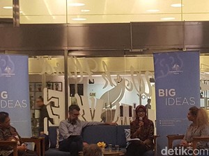 Kemenko Maritim Ingin Hidupkan Lagi Plastik Berbayar