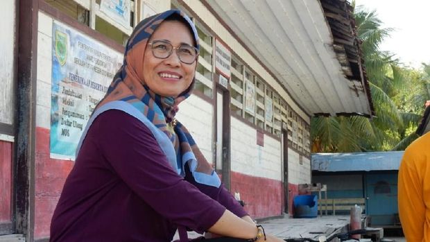 Busana Santai Nadiem Dikritik, Komisi X: Tak Perlu Judge Orang dari Outfit