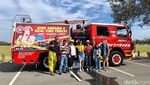 Foto: Beda Nih, Wisata Jadi Pemadam Kebakaran di Australia