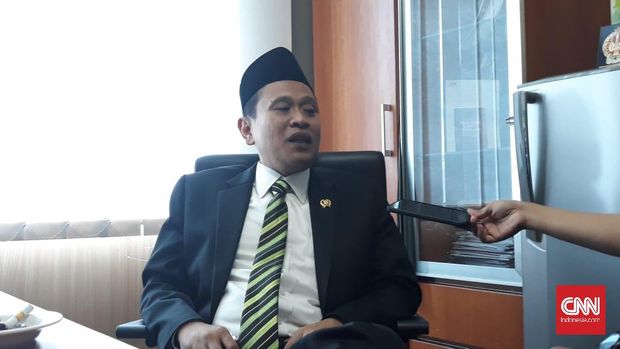 Ichwan Zayadi Dilantik Gantikan Lulung Pimpin DPRD DKI