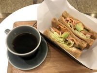 Terkenal dengan Teh, Jepang Juga Punya Kopi Lokal yang Ditanam di Tokyo