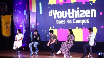 dYouthizen Goes to Campus menghadirkan sejumlah narasumber yang berbagi kisah, ilmu, dan pengalaman yang diharapkan bisa menjadi sumber motivasi dan inspirasi. (Foto: Grandyos Zafna)