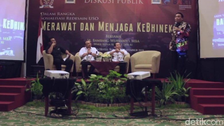 Deg-degannya Kominfo Bangun Jaringan Internet di Pelosok Deg-degannya Kominfo Bangun Jaringan Internet di Pelosok
