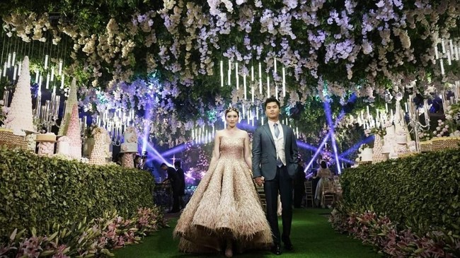 Pernikahan Crazy Rich Surabayan