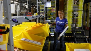 Jika Black Friday dirayakan pada hari Jumat tepat setelah Thanksgiving di AS, Cyber Monday berlangsung segera setelah itu di hari Senin. Maka, Cyber Monday tahun ini hadir pada hari Senin (26/11/2018) ini. Foto: Reuters