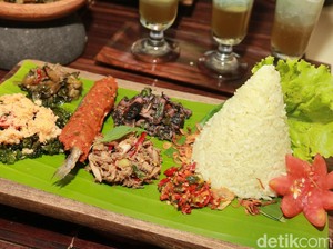 Ini Nasi Muduk, Nasi Gurih dengan Lauk Khas Pantura