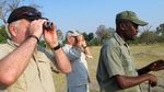Foto: Jalan Kaki Membuntuti Singa di Afrika, Berani?