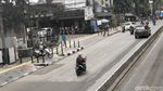 Begini Penampakan Tiang Bollard di Trotoar Warung Buncit