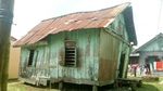 Penampakan Keluarga di Palembang yang Tinggali Rumah Nyaris Roboh