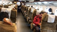 Jepang menjadi negara pelopor pembuat kereta dengan kecepatan super tinggi ini di dunia.
