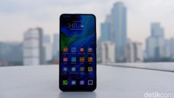 6. Honor Magic 2 dengan skor 300978. Foto: Adi Fida Rahman/detikINET