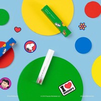 Dear Me Beauty saat ini baru merilis produk lipstik saja. Tak hanya merilis liquid lipstick, namun juga memproduksi lip crayon yang diberi nama Multistick Crayon. Beberapa waktu lalu, Dear Me pun merilisp liquid lipstick dengan tema Snoopy yang menggemaskan.  Foto: dok. Dear Me