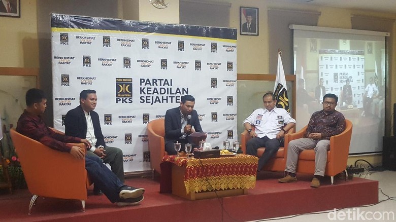 PKS Janji Hapus Pajak Motor, Pengamat Soroti Dampak Lingkungan PKS Janji Hapus Pajak Motor, Pengamat Soroti Dampak Lingkungan