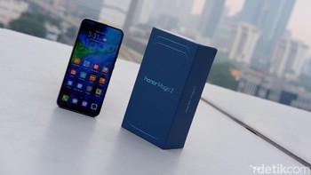 7. Honor Magic 2 dengan skor 301.442. Foto: Adi Fida Rahman/detikINET