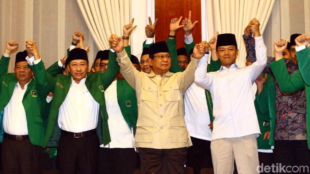PPP kubu Humphrey Djemat saat dukung Prabowo / 