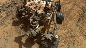 Foto diri Curiosity di Mars ini dijahit dari beragam foto, termasuk foto selfie dari kameranya. Curiosity mendarat di Mars pada tahun 2012. Foto: NASA