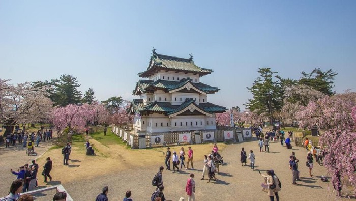 Kastil Hirosaki di Jepang