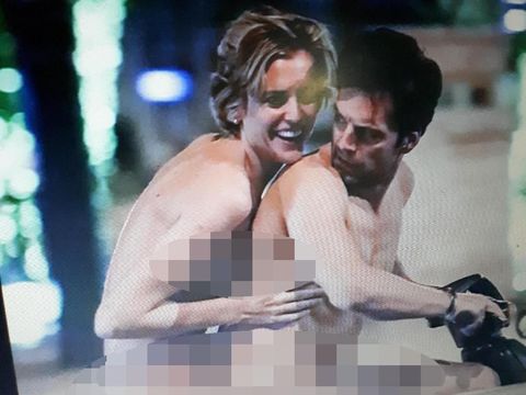 Syuting Film Baru, Sebastian Stan Tertangkap Bugil Kendarai Motor