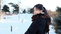 Seperti gadis lainnya, Sirin juga suka dengan negeri K-Pop. Dia menikmati indahnya salju di Yong Pyong Ski Resort, Korsel (Instagram/@sirinlily)  