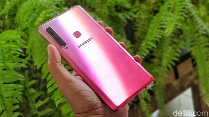 Samsung masih menjadi raja ponsel di pasar Indonesia. Foto: Adi Fida Rahman/detikINET Samsung masih menjadi raja ponsel di pasar Indonesia. Foto: Adi Fida Rahman/detikINET