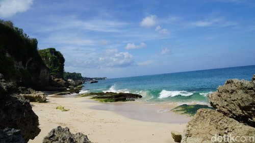 Pantai Tegal Wangi di Jimbaran
