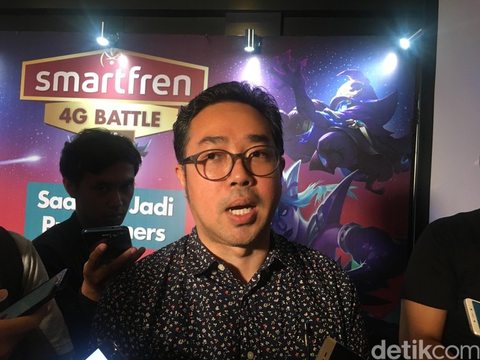 Chief Brand Officer Smartfren Roberto Saputra. Foto: Agus Tri Haryanto/detikINET Chief Brand Officer Smartfren Roberto Saputra. Foto: Agus Tri Haryanto/detikINET