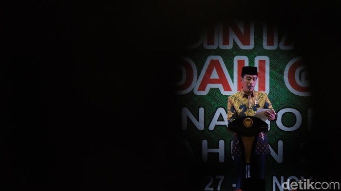 Tutup Festival Qasidah, Jokowi Nyanyi Lagu Sabyan Gambus