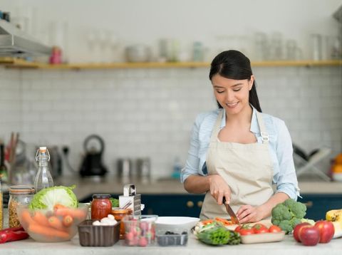 Suka Masak? Yuk, Ikutan 'Back to Back Cooking' Berhadiah Microwave!
