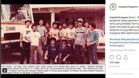 Salah satu foto jadul Presiden Jokowi saat ia dan teman-teman mapala lainnya melakukan ekspedisi ke Gunung Kerinci pada tahun 1983. Istimewa/Dok. Instagram Mapala Silvagama.
