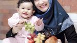 Makin Cantik Berhijab, Ini Momen Ryana Dea Kulineran Bareng Keluarga