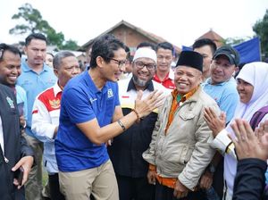 Guru Honorer di Bogor Curhat ke Sandi Soal Aturan Pengangkatan PNS