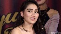 Wisnu merasa khawatir dengan Ayu yang kerap dibully di media sosial. Pool/Noel/detikFoto.