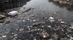 Bikin Miris, Pelabuhan Muara Baru Masih Banyak Sampah
