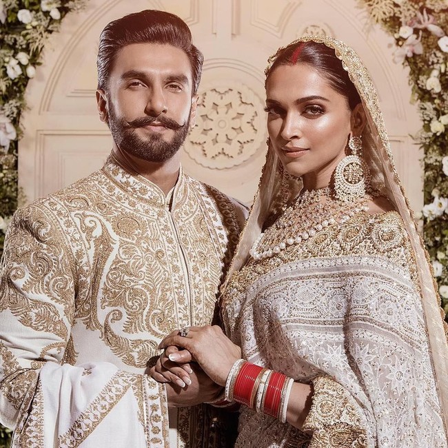 Terinfeksi COVID-19, Deepika Padukone sudah ditunggu berbagai proyek film bulan depan. Dia akan beradu akting dengan suaminya sendiri, Ranveer Singh dalam film 83.Foto: REUTERS/Francis Mascarenhas